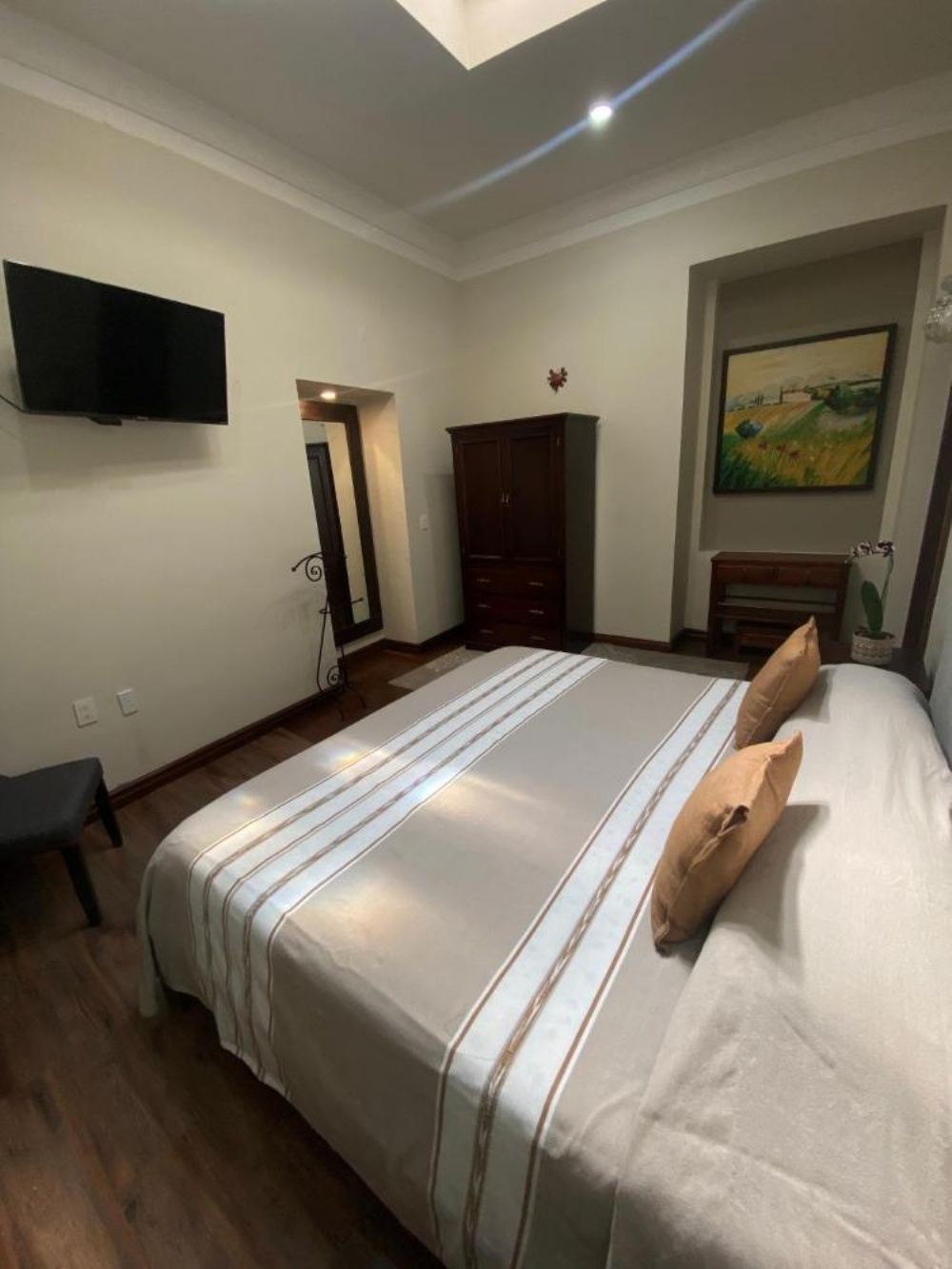 Junior Suite at Hotel Cantera Real, Morelia, photo 3